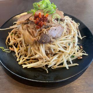 汁無し台湾らーめん(1辛)(金まる餃子)