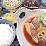 桜鯛の煮付け定食
