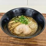 琥珀 クリーミーとん塩(魚介)