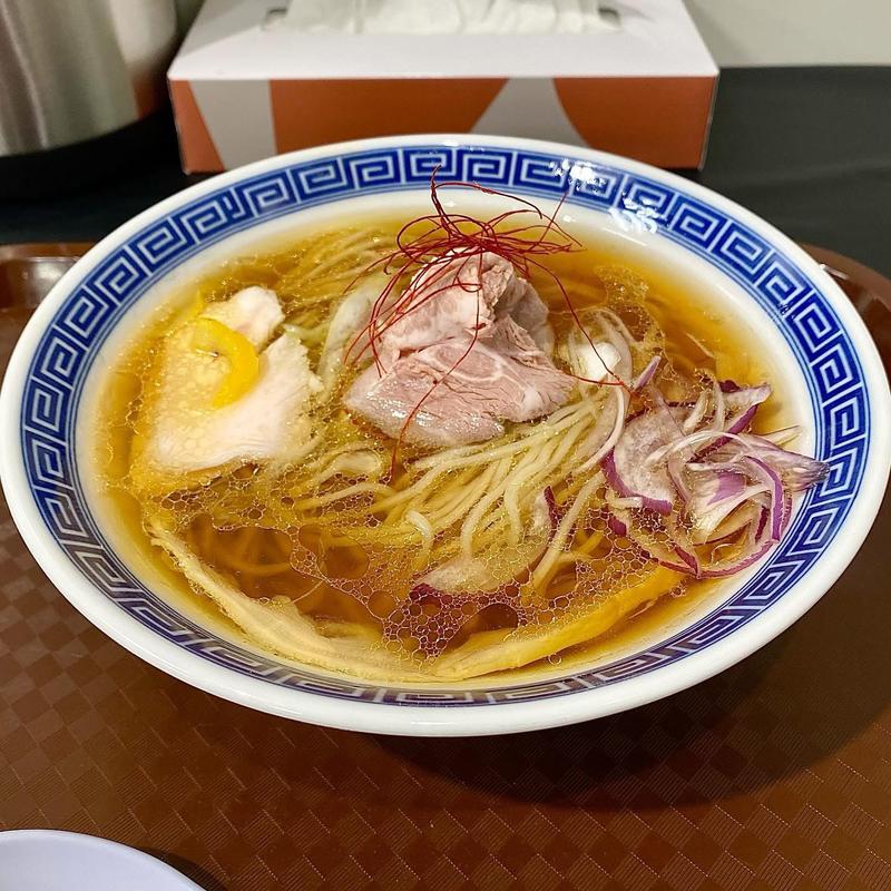 鶏そば醤油(らーめんさかい)