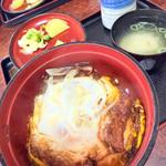 カツ丼(たからや )