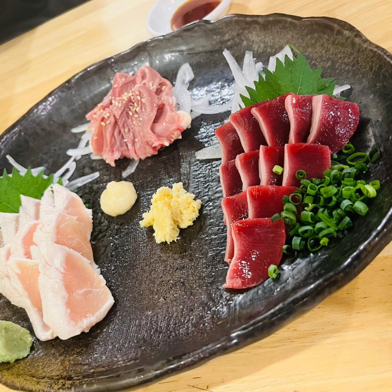 鶏刺3点盛（ズリ、ささみ、ハツ）(かしわ屋 藤ひさ)