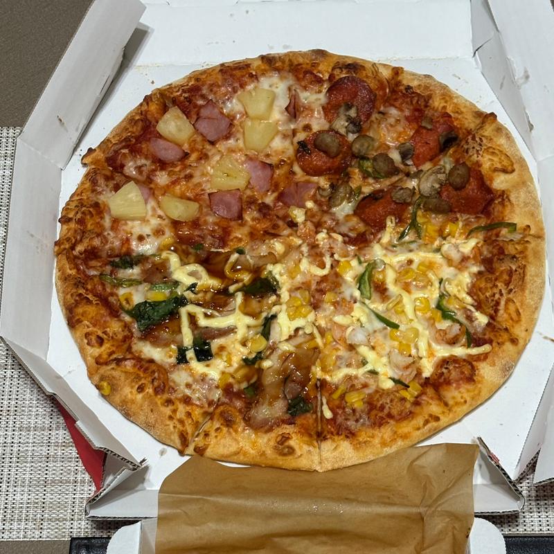 ピザ(ドミノ・ピザ三ツ境店)