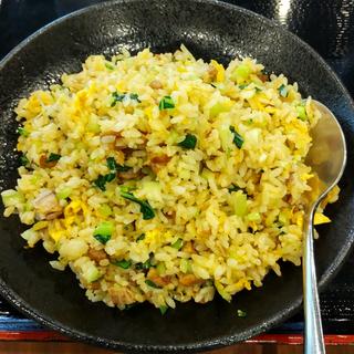 チャーシュー入り青菜炒飯