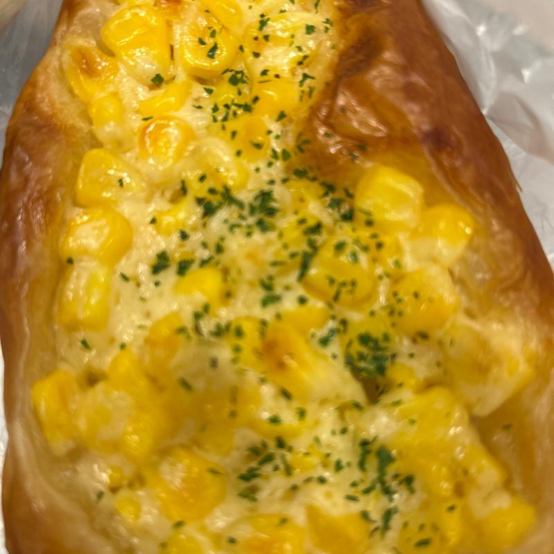 たっぷりコーンマヨデニッシュ(サンマルクカフェ 札幌ル・トロワ店)