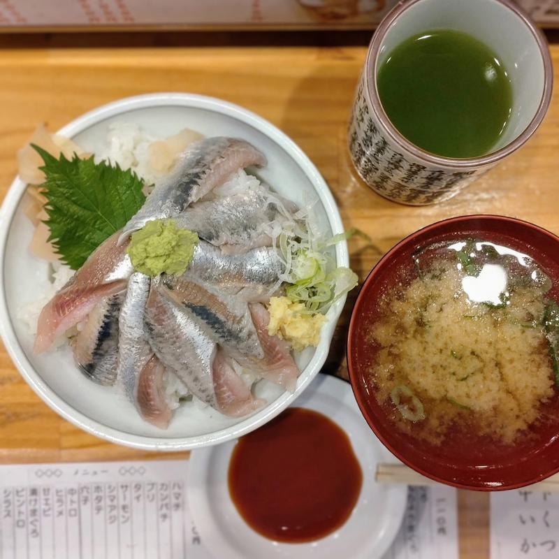 いわし丼 酢飯大盛り(立ち食い寿司 大松)