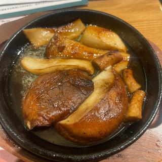 焼き椎茸とエリンギステーキ