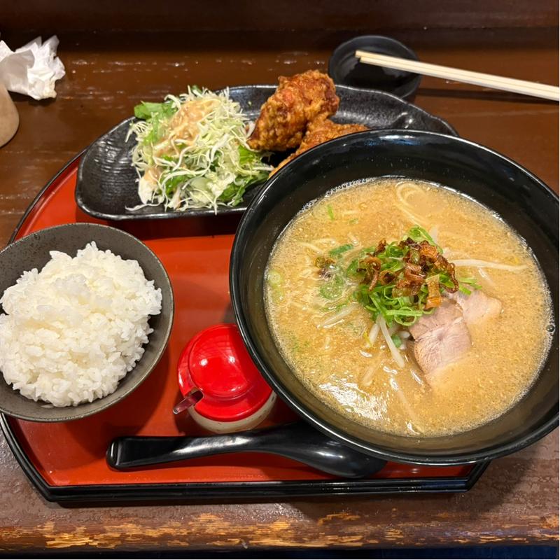 麺・唐セット(めん処まんぷく)