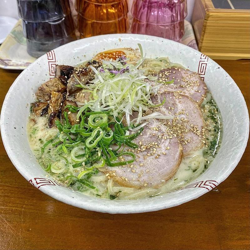 塩チャーシュー麺 大盛2玉(らーめん 弥七)