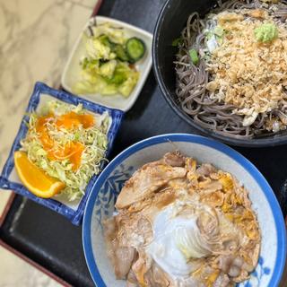 肉丼+たぬきそば