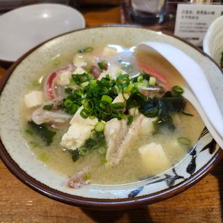 魚のあら味噌汁　限定(海さん〜市)
