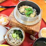 大粒牡蠣の釜飯
