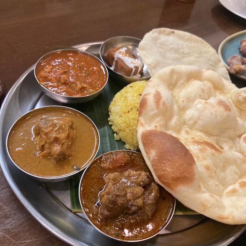 スペシャルターリー(スパイシーホットセット)(印度料理シタール )