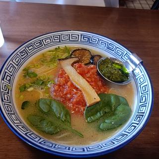 とまとんこつ