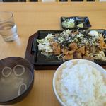 特製しょうゆ定食(ホルモン食堂)