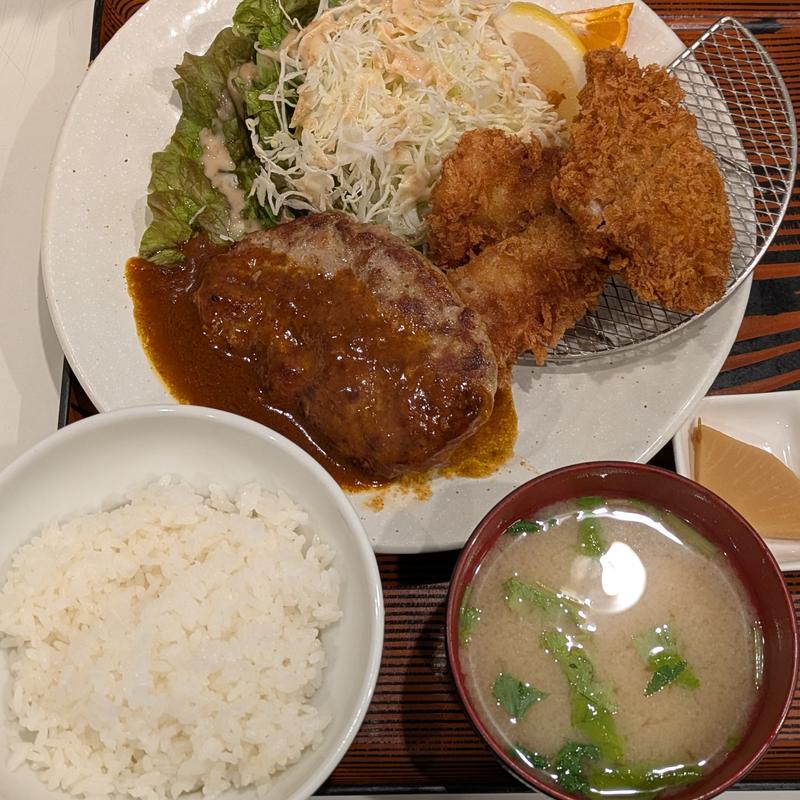 ハンバーグヒレかつ定食(しげます)