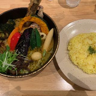 丸ごとチキンレッグと野菜のカリー(札幌スープカリー 荒谷商店 （サッポロスープカリー アラタニショウテン）)