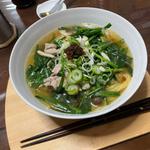 ニラそば(創作料理　我家)