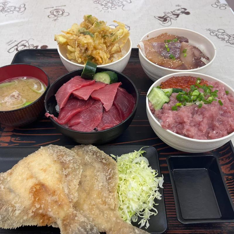 よーい丼(ヤマタくん)