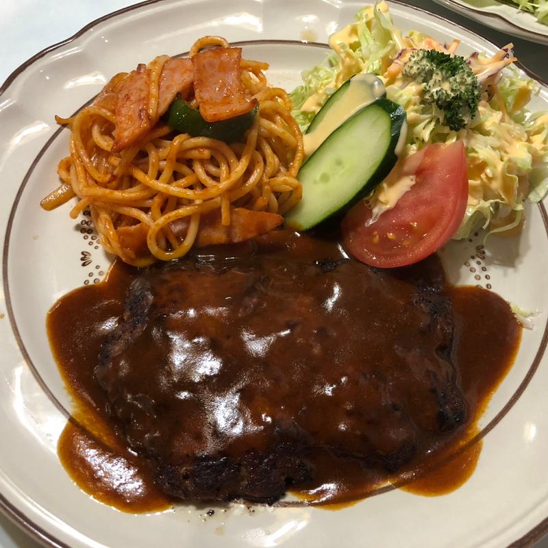 ハンバーグとナポリタン(果樹園 )