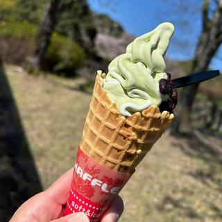 抹茶あずきソフトクリーム