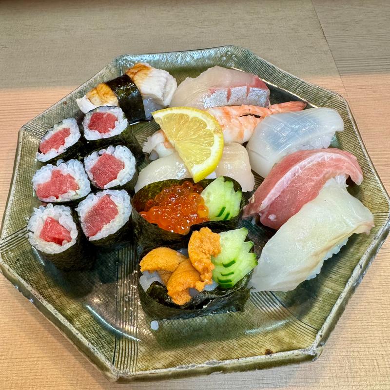 上にぎり定食に鉄火巻(うお徳 )