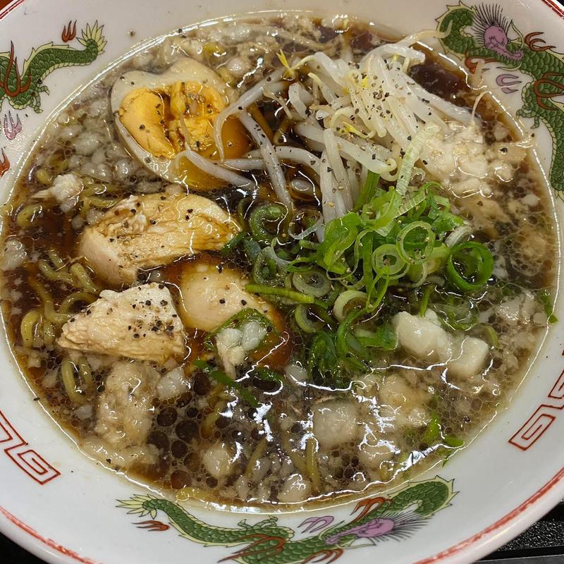 背脂ブラックラーメン(小料理 福ろう)
