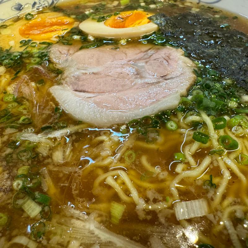 鰹風味支那そば(支那そば晴弘)