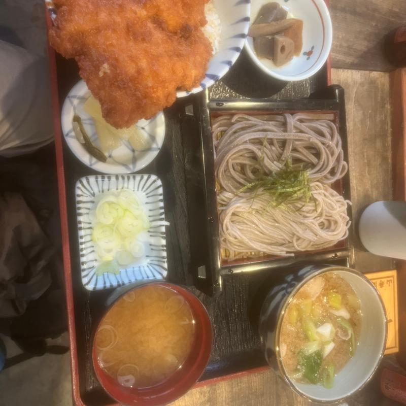 わらじかつ丼　肉汁そばセット(秩父肉汁そば 山寿)