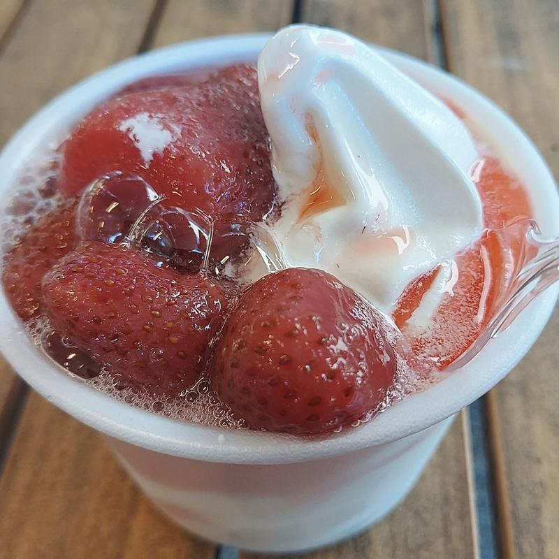 贅沢苺シェイク(つぐや )