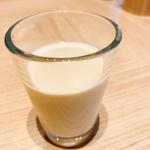 牛乳（朝食バイキング）