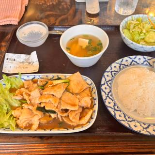ムーバッナマンホイ(タイ国料理 バンタイ)