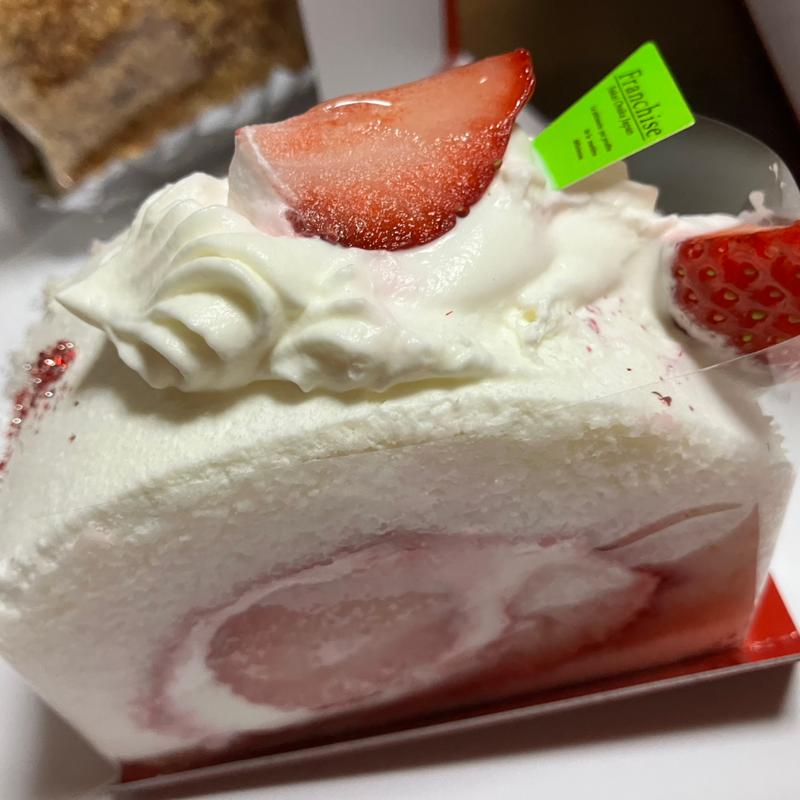 いちごロール(フランシーズ （Franchise）)