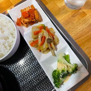 キムチチゲ定食