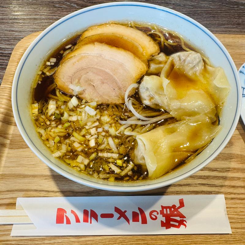 醤油ジンジャーワンタンメン(アノラーメンの娘)