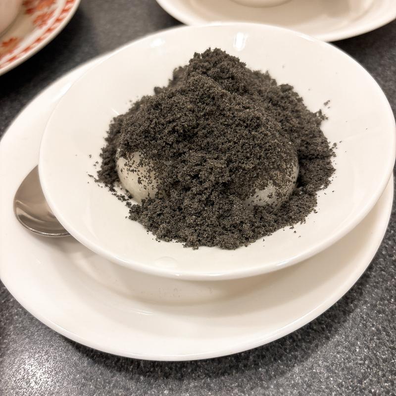 胡麻団子(敦煌 （トンコウ）)