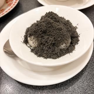 胡麻団子(敦煌 （トンコウ）)