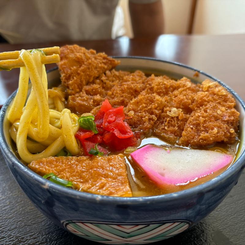 カツカレーうどん(めんや七福 別邸 （メンヤシチフク）)
