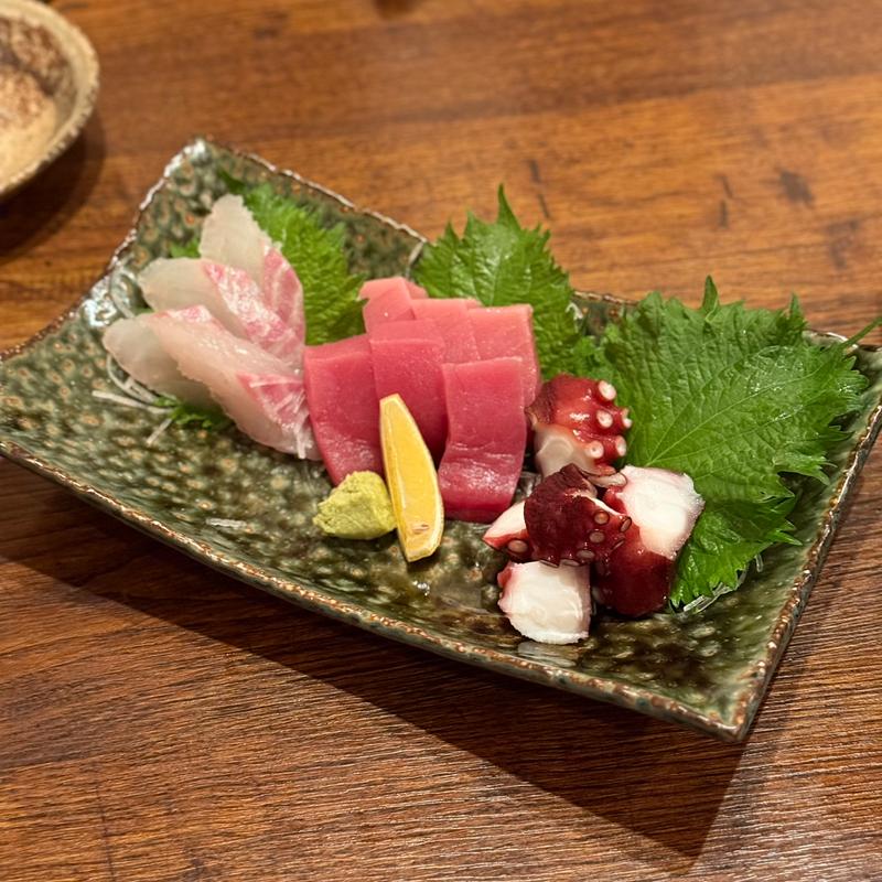 お造り盛り合わせ(味どころ晴れる家)