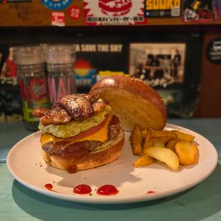 アボカドベーコンチーズバーガー(ポテト付き)