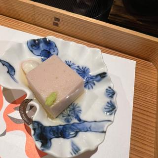 前菜 桜豆腐(ことひら温泉 御宿 敷島館)