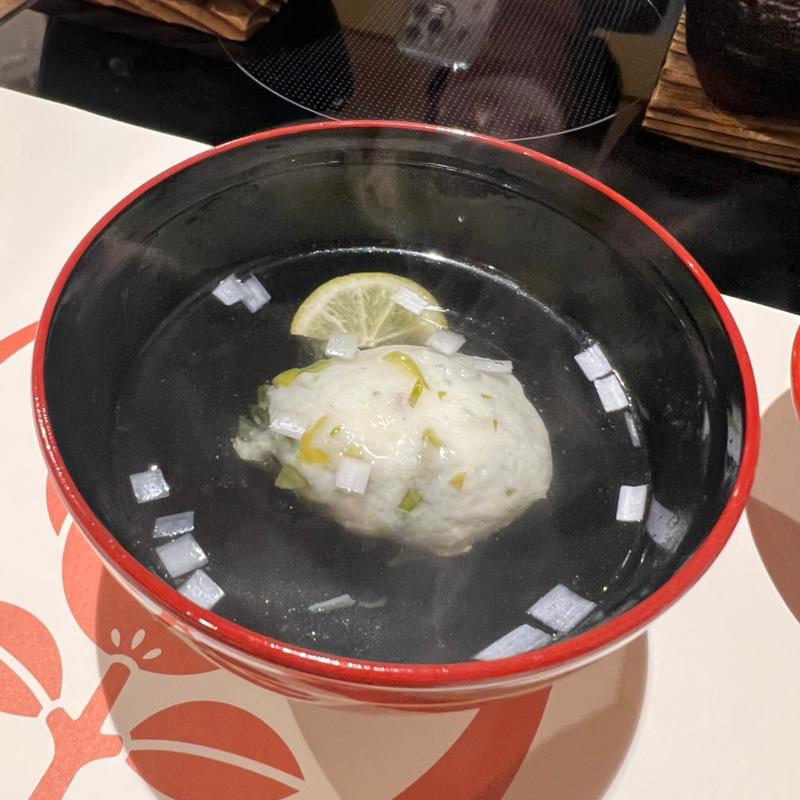 桜鯛と新若布のしんじょう(ことひら温泉 御宿 敷島館)