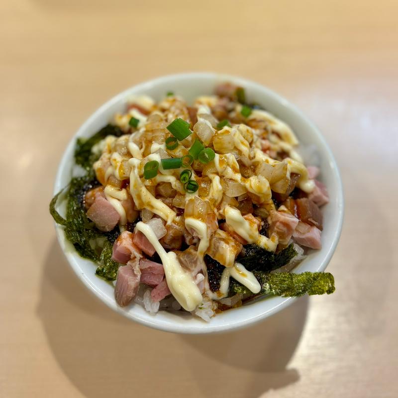 マヨチャーシューご飯(キング製麺)