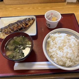 ご飯　味噌汁　納豆　鯖塩焼き(まいどおおきに食堂 三郷たかの食堂)
