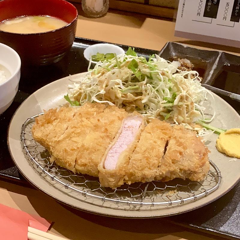 ロースカツ150g(すき焼き 串カツ はるな 本町店)