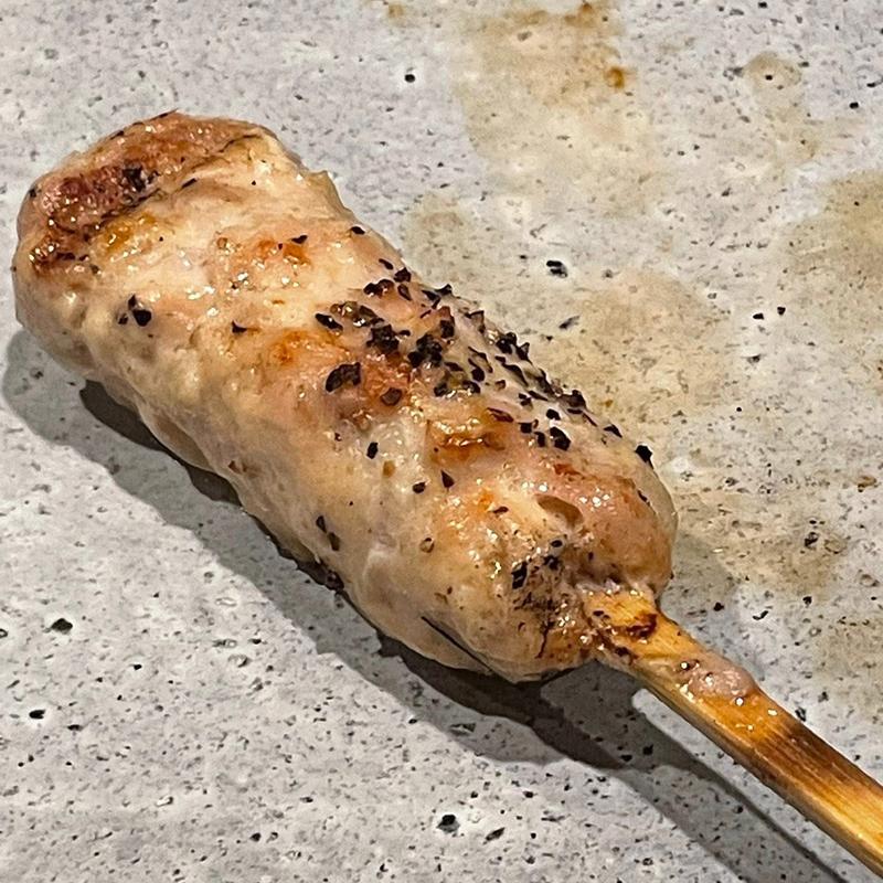 朝びき鶏 つくね(やきとり 稲田)