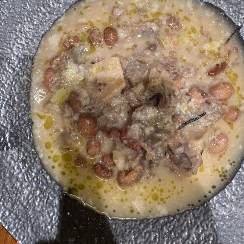 ギアラとうずら豆の白ワイン煮込み(Osteria Tre Pazzi)