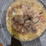 ギアラとうずら豆の白ワイン煮込み