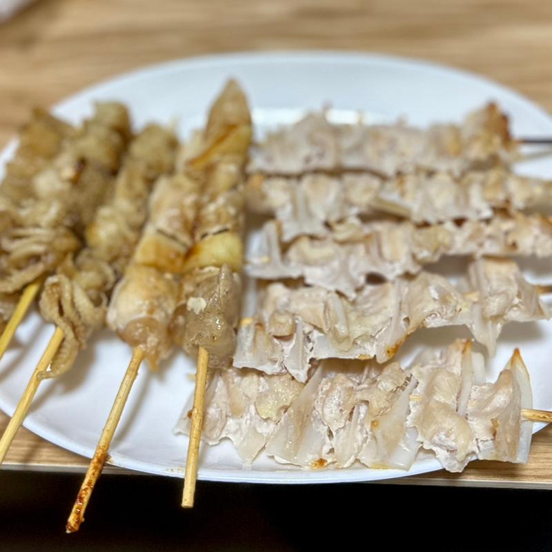 焼き鳥盛合せ(なんこつ、ももにんにく、かわ)(ベルクス 東墨田店)