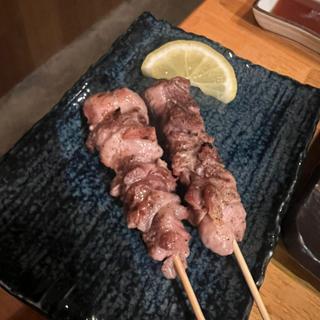 地鶏もも(やきとりやさんあっ鶏)